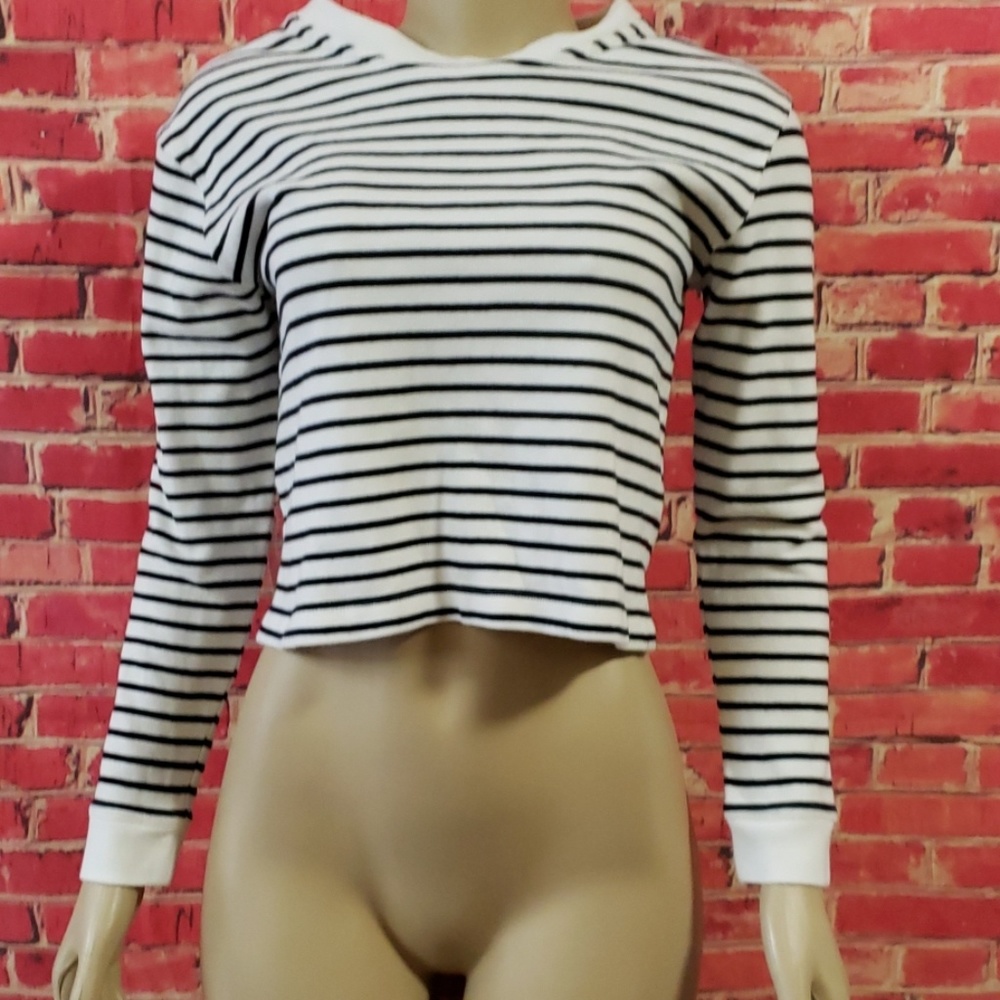 Zara Striped Women's top Sweater Long Sleeve Size SMALL